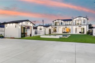 Single Family Residence, 22745 Califa st, Woodland Hills, CA 91367 - 75