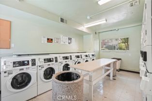 Condominium, 10636 Woodley ave, Granada Hills, CA 91344 - 14