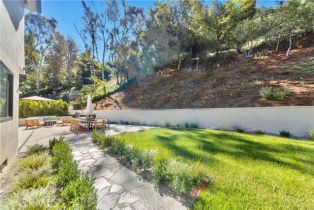 Single Family Residence, 11268 Dona Lola dr, Studio City, CA 91604 - 30
