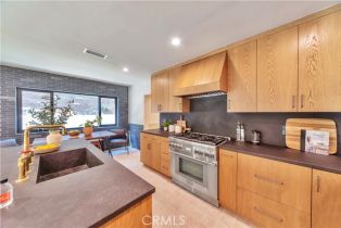 Single Family Residence, 11268 Dona Lola dr, Studio City, CA 91604 - 9