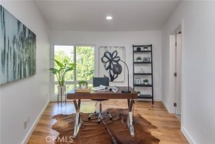 Single Family Residence, 3828 Alomar dr, Sherman Oaks, CA 91423 - 29