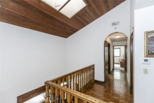 Single Family Residence, 24300 Sylvan Glen rd, Calabasas, CA 91302 - 65