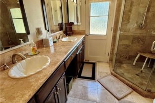 Single Family Residence, 22216 Del Valle st, Woodland Hills, CA 91364 - 20