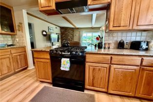 Single Family Residence, 22216 Del Valle st, Woodland Hills, CA 91364 - 9