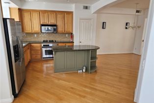 Townhouse, 4116 Kling st, Burbank, CA 91505 - 4