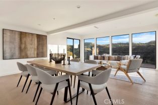 Single Family Residence, 4335 Chaumont rd, Woodland Hills, CA 91364 - 15