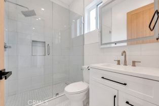 , 16510 San Fernando Mission blvd, Granada Hills, CA 91344 - 20