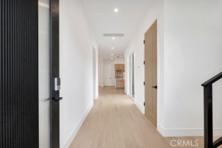 , 16510 San Fernando Mission blvd, Granada Hills, CA 91344 - 5