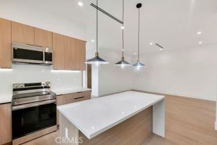 , 16510 San Fernando Mission blvd, Granada Hills, CA 91344 - 9