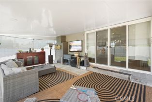 Single Family Residence, 11612 Swinton ave, Granada Hills, CA 91344 - 15