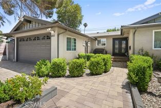 Single Family Residence, 11612 Swinton ave, Granada Hills, CA 91344 - 2