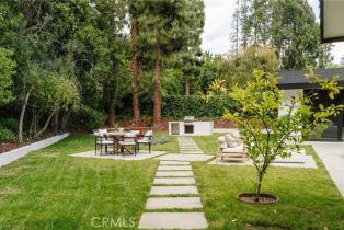 Single Family Residence, 18155 Lake Encino dr, Encino, CA 91316 - 43