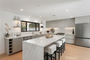 Single Family Residence, 5630 Blanco ave, Woodland Hills, CA 91367 - 12