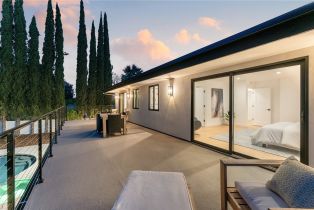 Single Family Residence, 5630 Blanco ave, Woodland Hills, CA 91367 - 25