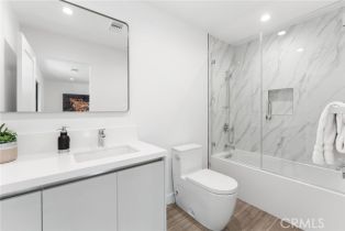 Single Family Residence, 5630 Blanco ave, Woodland Hills, CA 91367 - 39