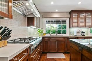 Single Family Residence, 17641 Corinthian dr, Encino, CA 91316 - 15