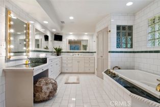 Single Family Residence, 17641 Corinthian dr, Encino, CA 91316 - 26
