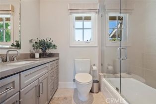 Single Family Residence, 17641 Corinthian dr, Encino, CA 91316 - 34