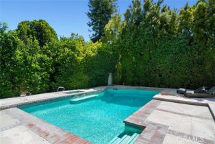 Single Family Residence, 17641 Corinthian dr, Encino, CA 91316 - 45