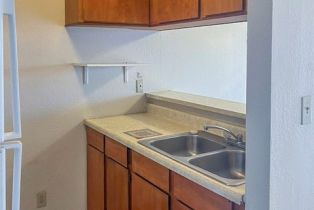 Apartment, 17112 Chatsworth st, Granada Hills, CA 91344 - 5