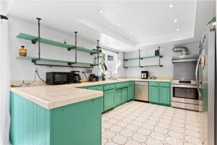 Single Family Residence, 9319 Rowell ave, Chatsworth, CA 91311 - 10