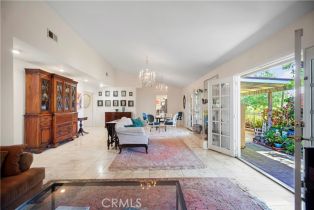 Single Family Residence, 22633 Crespi st, Woodland Hills, CA 91364 - 17