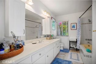 Single Family Residence, 22633 Crespi st, Woodland Hills, CA 91364 - 23