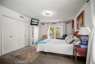 Single Family Residence, 22633 Crespi st, Woodland Hills, CA 91364 - 29