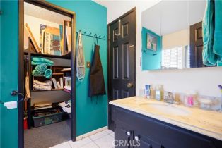 Single Family Residence, 22633 Crespi st, Woodland Hills, CA 91364 - 38