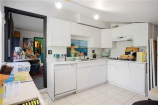 Single Family Residence, 22633 Crespi st, Woodland Hills, CA 91364 - 40