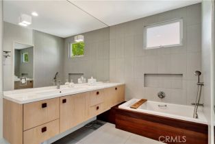 Single Family Residence, 4974 Canoga ave, Woodland Hills, CA 91364 - 30