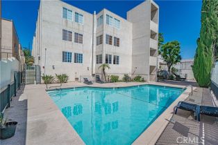Condominium, 5050 Coldwater Canyon ave, Sherman Oaks, CA 91423 - 27