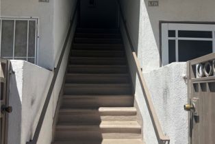 Condominium, 18619 Collins st, Tarzana, CA 91356 - 18