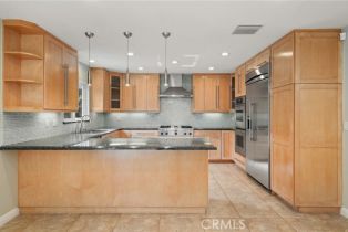 Single Family Residence, 6215 Hesperia ave, Encino, CA 91316 - 9