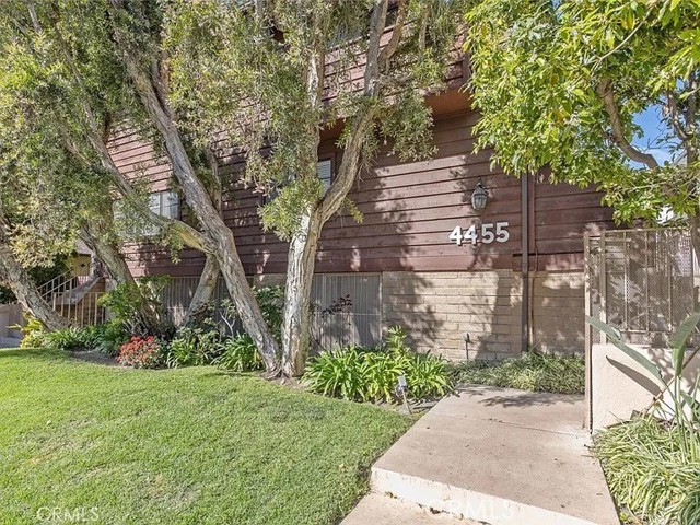 Condominium, 4455 Fulton ave, Sherman Oaks, CA 91423 - 1
