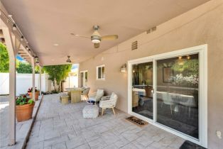 Single Family Residence, 23942 Califa st, Woodland Hills, CA 91367 - 33