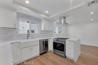 Condominium, 18550 Hatteras st, Tarzana, CA 91356 - 6