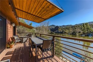 Single Family Residence, 2106 Lakeshore dr, Agoura Hills, CA 91301 - 13