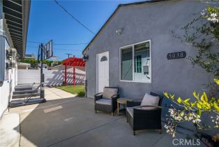 Single Family Residence, 5040 Varna ave, Sherman Oaks, CA 91423 - 21