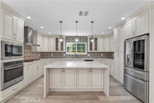 Single Family Residence, 5040 Varna ave, Sherman Oaks, CA 91423 - 7