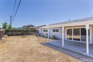 Single Family Residence, 2065 Medina ave, Simi Valley, CA 93063 - 20