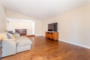 Single Family Residence, 2065 Medina ave, Simi Valley, CA 93063 - 3
