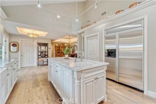 Single Family Residence, 23134 Collins st, Woodland Hills, CA 91367 - 11