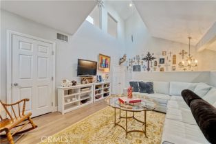 Single Family Residence, 23134 Collins st, Woodland Hills, CA 91367 - 20