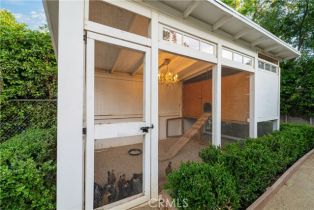 Single Family Residence, 23134 Collins st, Woodland Hills, CA 91367 - 35