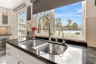 Single Family Residence, 22914 Calvert st, Woodland Hills, CA 91367 - 25