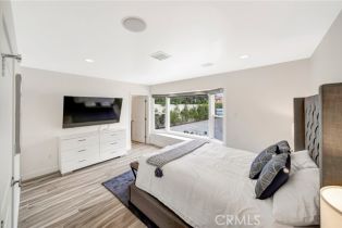 Single Family Residence, 22914 Calvert st, Woodland Hills, CA 91367 - 37