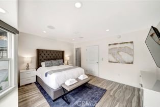 Single Family Residence, 22914 Calvert st, Woodland Hills, CA 91367 - 38