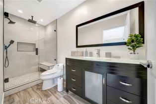 Single Family Residence, 22914 Calvert st, Woodland Hills, CA 91367 - 39