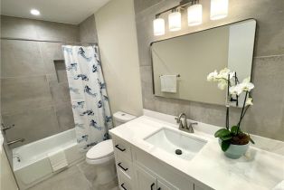 Townhouse, 22271 Erwin st, Woodland Hills, CA 91367 - 13